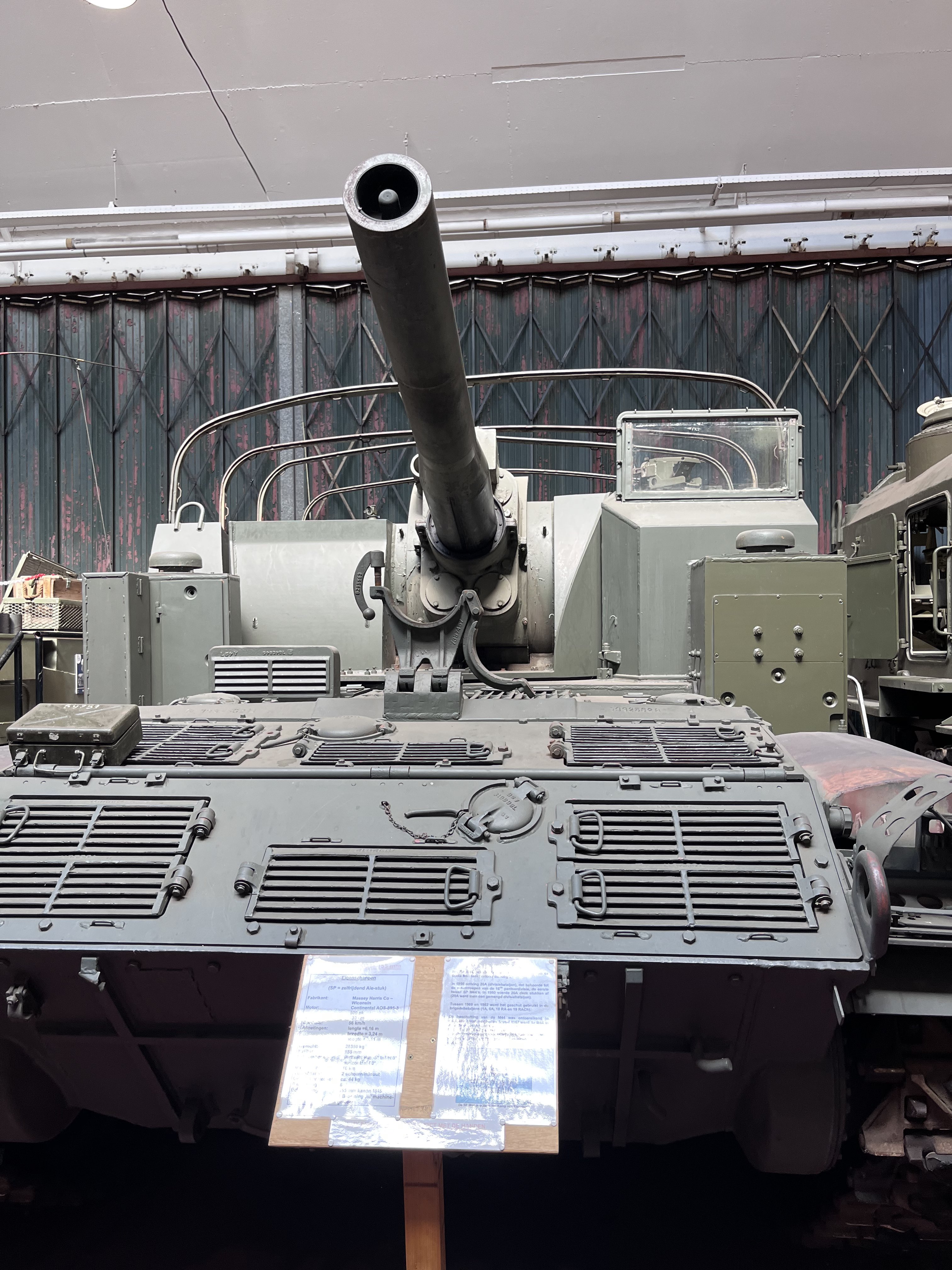 De M44 priest self propelled gun.